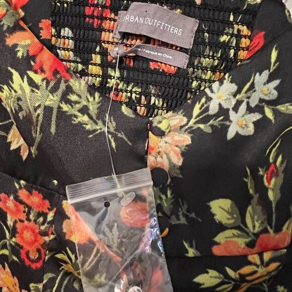 NWT Urban outfitters Petra satin sweetheart mini dress Size XS - Picture 5 of 6